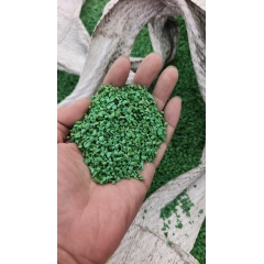 草坪填充绿颗粒